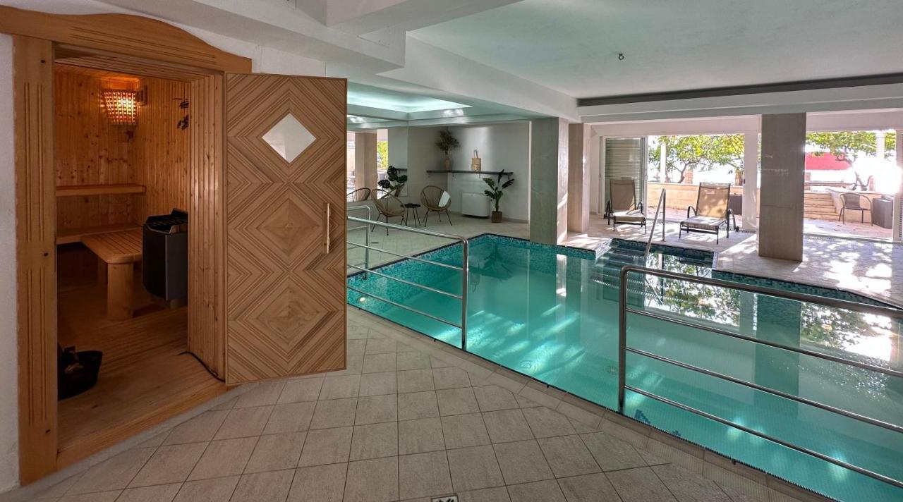 טרוגיר Luxury Seaside Villa With A Classic Mediterranean Olive Garden, A Fully Equipped Professional Kitchen, Pool, Sauna, Padle Boards And Canoe - Miolin Beach House מראה חיצוני תמונה