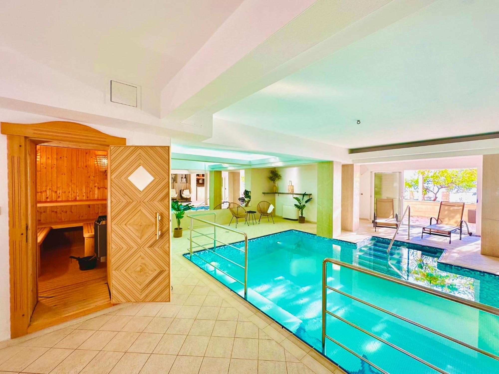 טרוגיר Luxury Seaside Villa With A Classic Mediterranean Olive Garden, A Fully Equipped Professional Kitchen, Pool, Sauna, Padle Boards And Canoe - Miolin Beach House מראה חיצוני תמונה